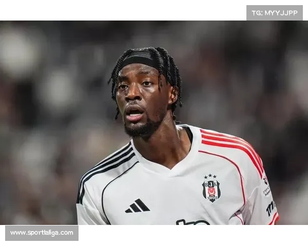 阿斯顿维拉官宣签下前锋亚伯拉罕，转会费2100万欧元