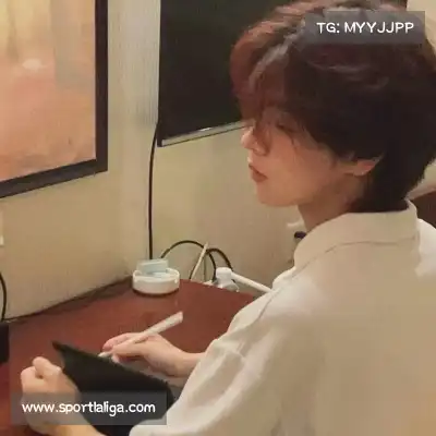蒙倩群